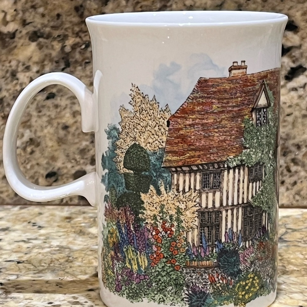 Dunoon Scotland Fine Bone China Collectable Country Cottage Flowers Cup